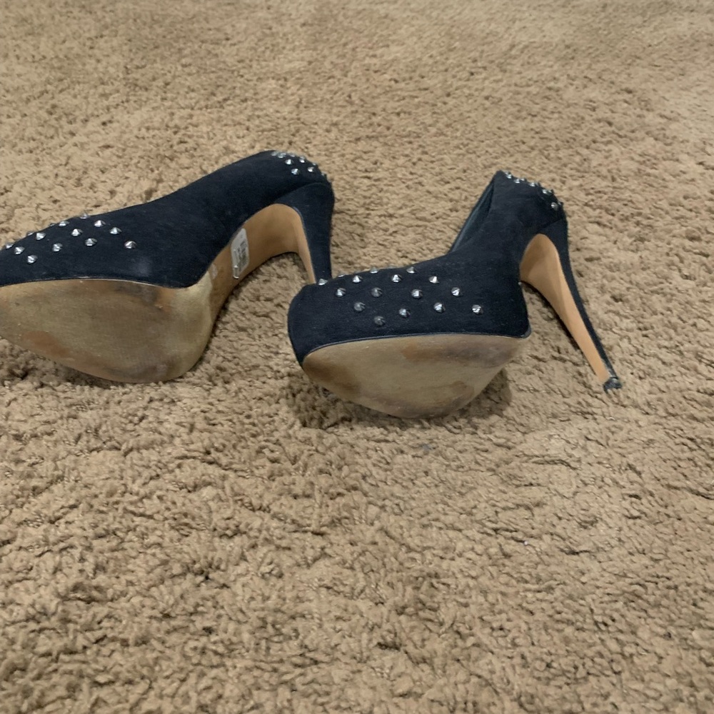 Black heels